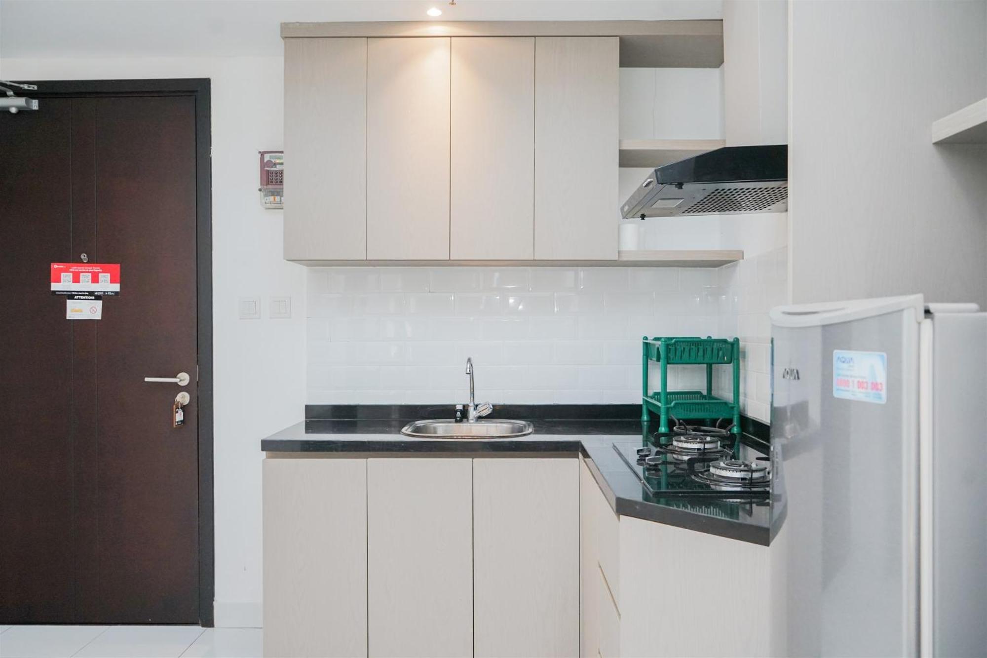 Comfort And Simple 1Br At Casa De Parco Apartment By Travelio Tangerang Exterior foto